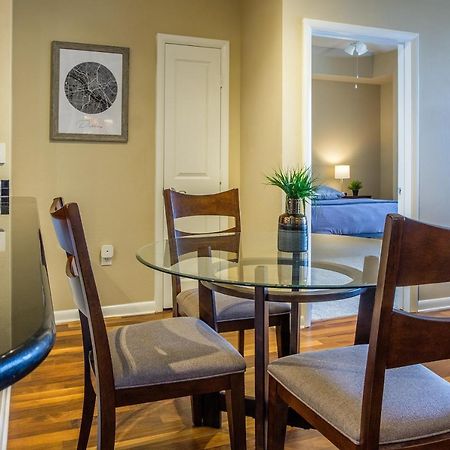 Frontdesk Oakwood Residence Apts Uptown Dallas Esterno foto