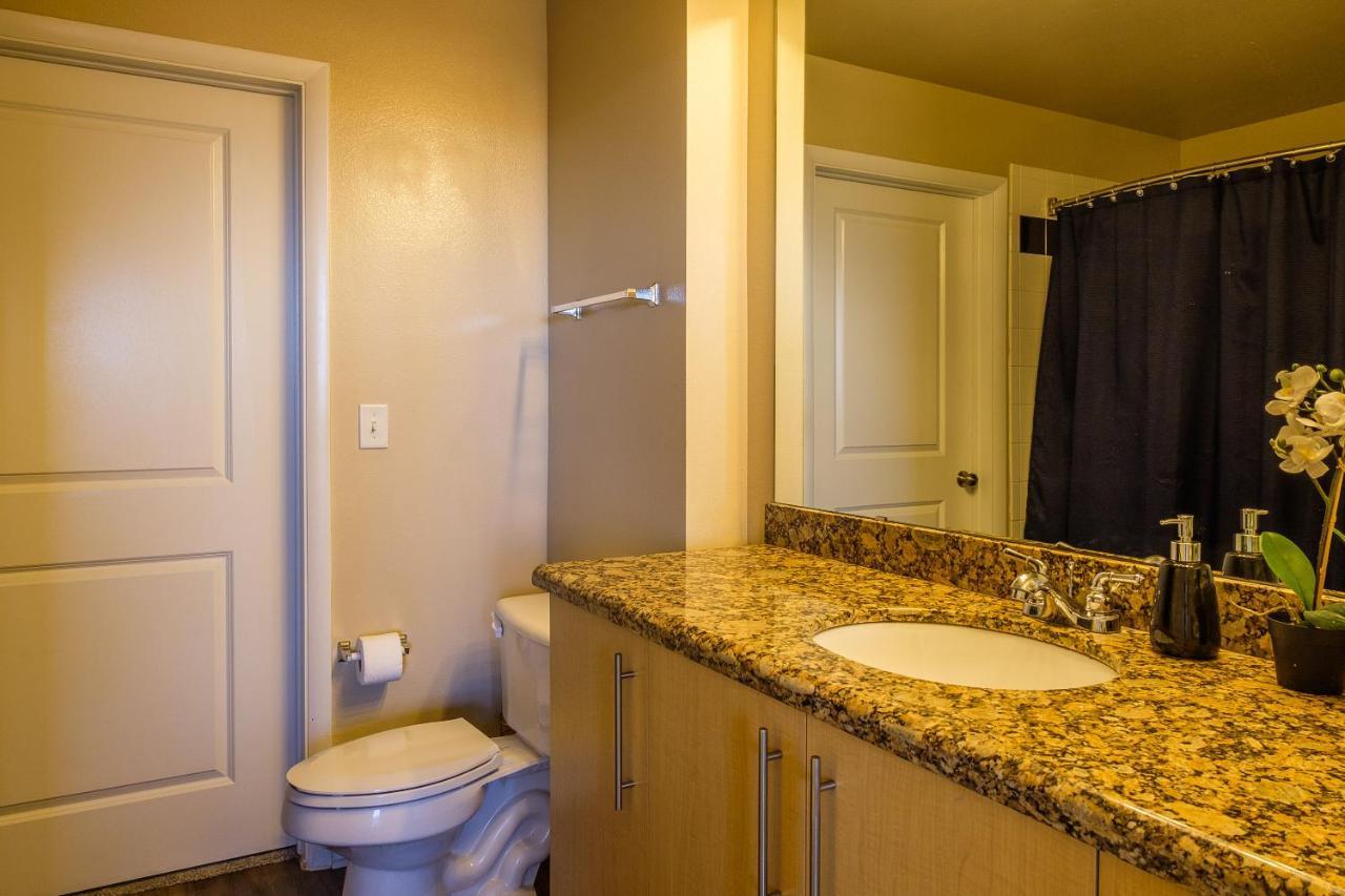 Frontdesk Oakwood Residence Apts Uptown Dallas Esterno foto