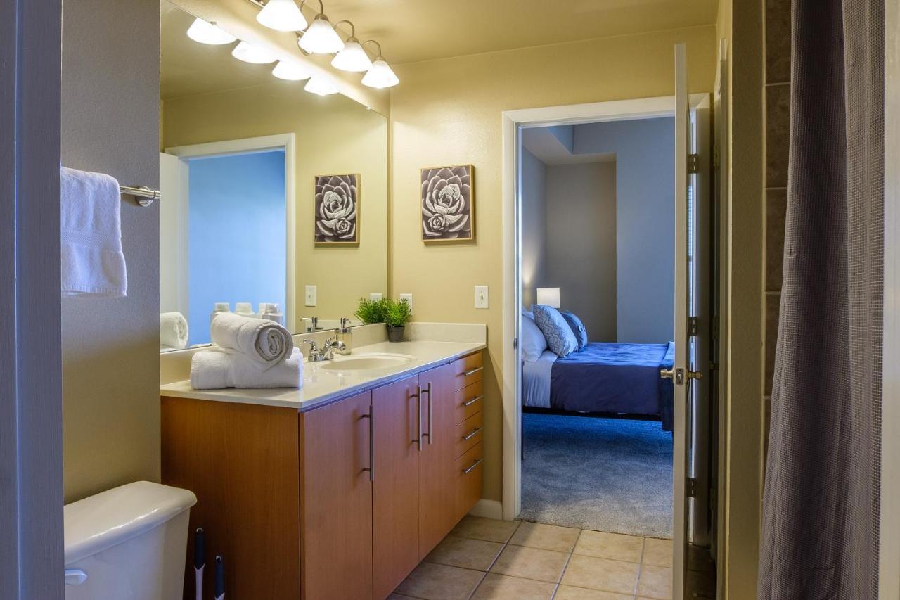Frontdesk Oakwood Residence Apts Uptown Dallas Esterno foto