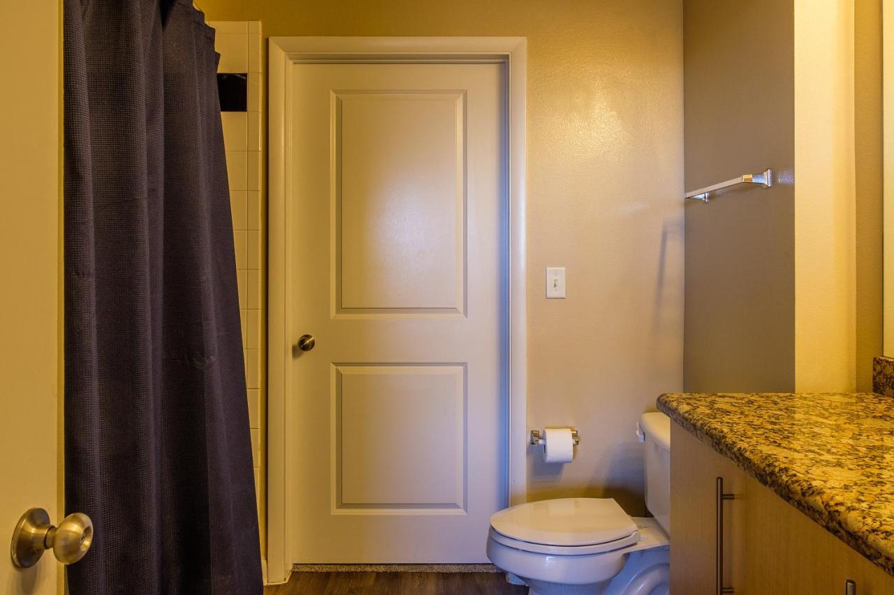 Frontdesk Oakwood Residence Apts Uptown Dallas Esterno foto
