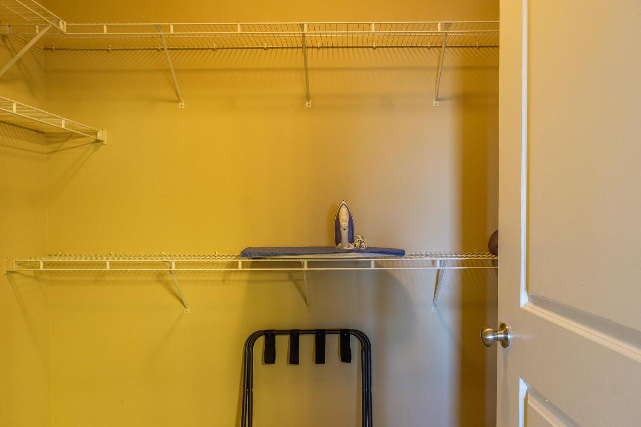 Frontdesk Oakwood Residence Apts Uptown Dallas Esterno foto