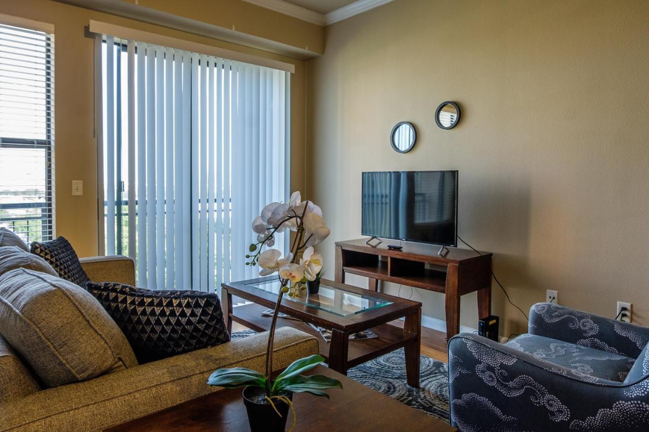 Frontdesk Oakwood Residence Apts Uptown Dallas Esterno foto