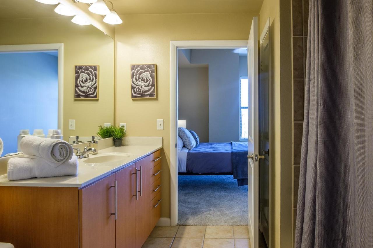 Frontdesk Oakwood Residence Apts Uptown Dallas Esterno foto